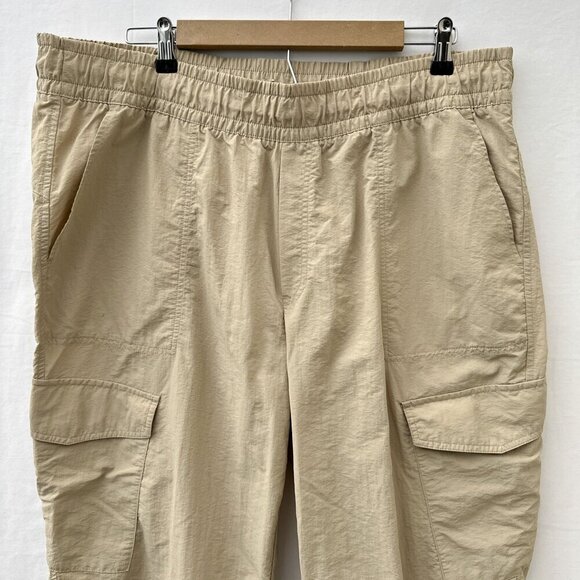 Old Navy‎ Wide Leg Quicky Dry Elastic Khaki Cargo Cut-Off Pants Cropped Zip XL - Picture 15 of 15